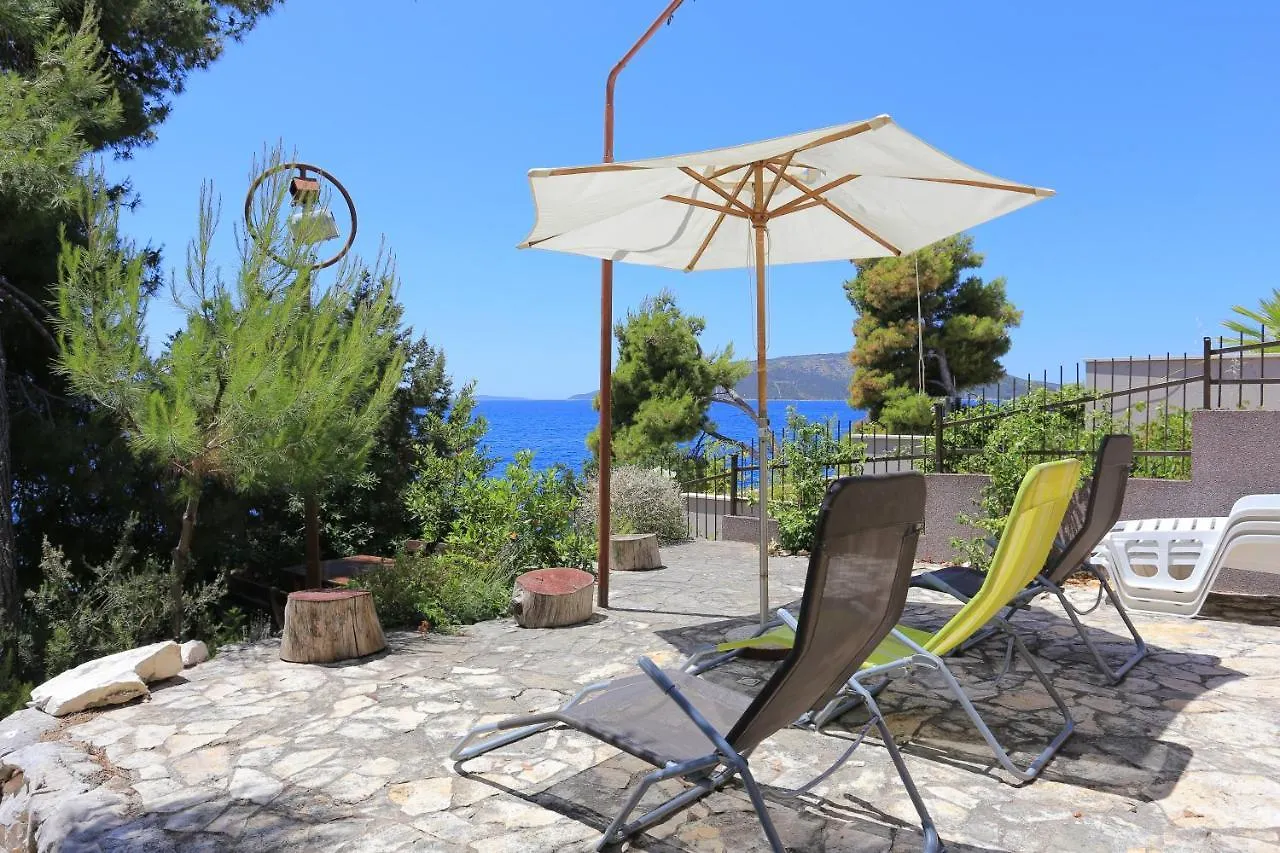 Apartments By The Sea Okrug Donji, Ciovo - 16657 Donji Okrug  0*, Donji Okrug (Ciovo)
